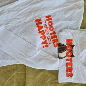 Authentic long sleeve Hooters Top